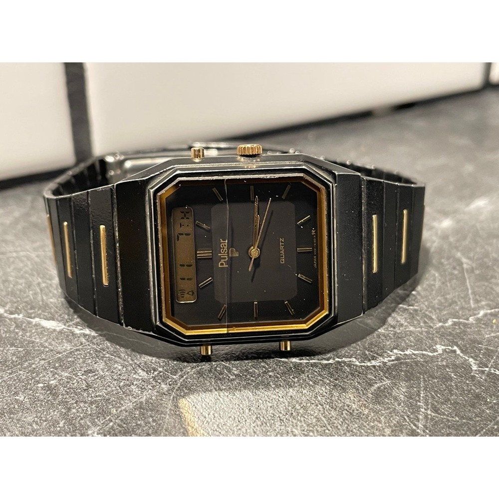 Mens Vintage Black and Gold Pulsar Digital Analog Watch - New Battery